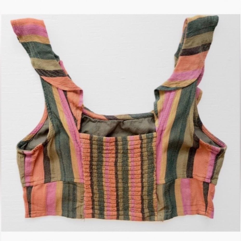 AE - Striped Ruffle Crop Top - Picture 2 of 3